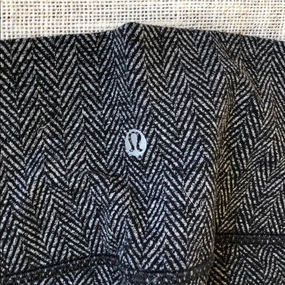 7:8 length high waisted - Picture 3 of 3